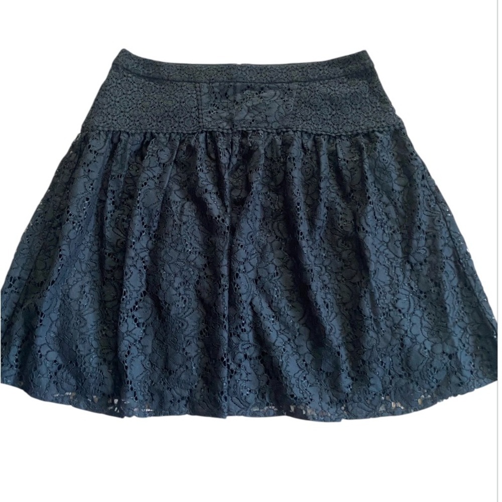 Loft lace overlay skirt size 12 navy blue